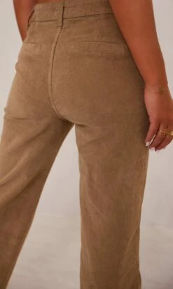 Pantalon Jovan Velours Camel -Vêtements Soldes 2024 facetune 13 11 2023 21 00 21