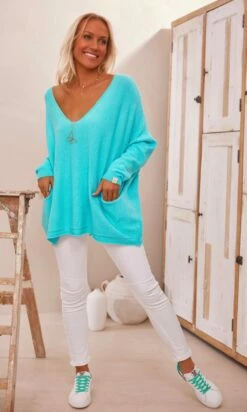 Pull Nestor Oversize Bleu Turquoise -Vêtements Soldes 2024 facetune 14 02 2024 15 04 00
