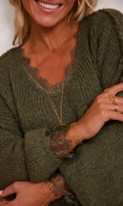 Petite Robe Pull Fanny Kaki -Vêtements Soldes 2024 facetune 14 11 2023 18 38 36