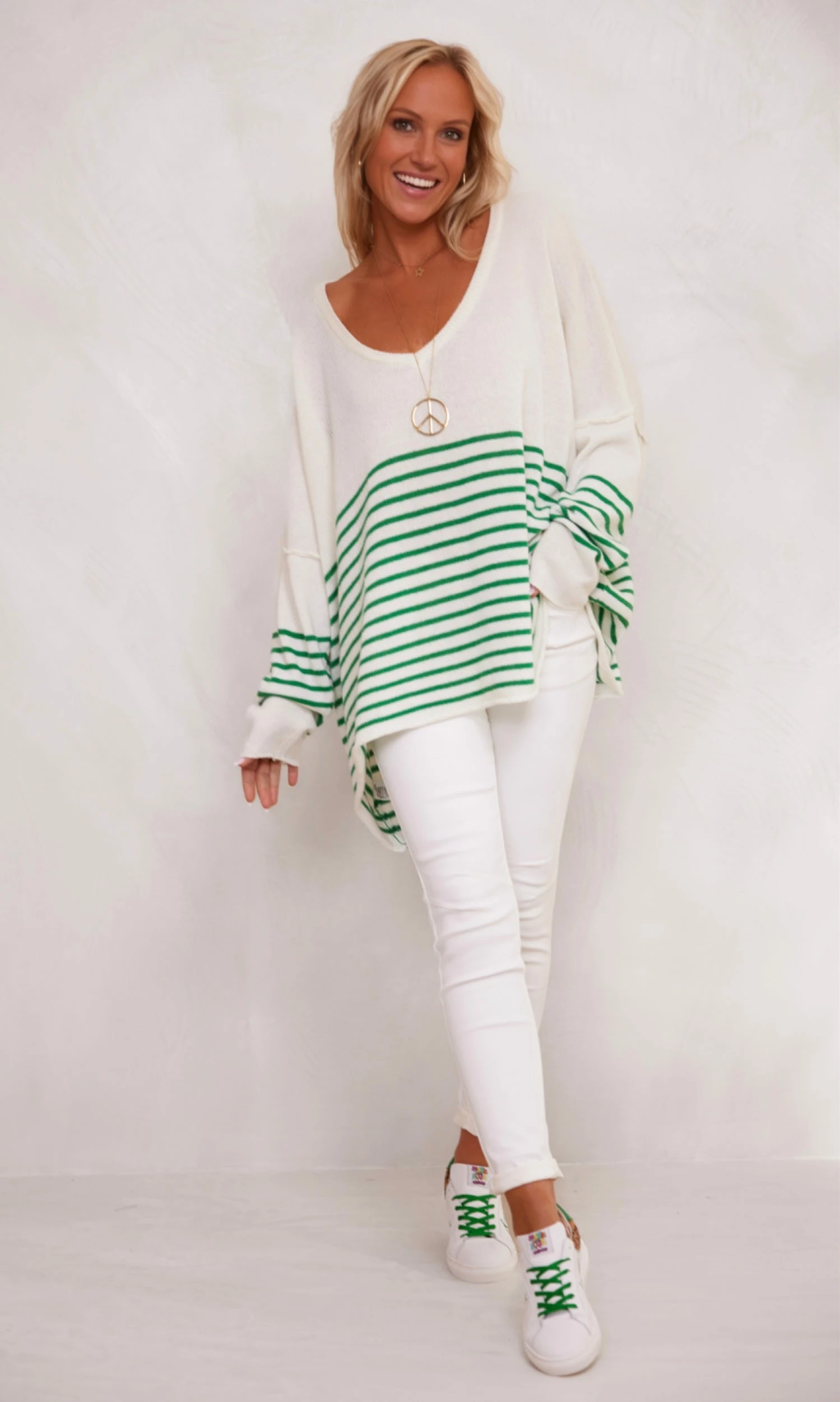 Pull Juliann Oversize Blanc Marinière Vert 7 Pull Juliann Oversize Blanc Marinière Vert – Image 5