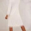 Fond De Robe ML Blanc Cassé 1 Fond De Robe ML Blanc Cassé -Vêtements Soldes 2024 facetune 15 11 2023 09 55 45