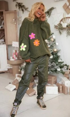 Pantalon Philéas Huilé Kaki -Vêtements Soldes 2024 facetune 15 11 2023 11 20 04 1