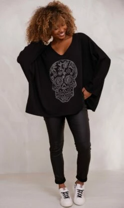 Sweat Fin Logan Noir Skull Strass -Vêtements Soldes 2024 facetune 15 11 2023 22 05 18