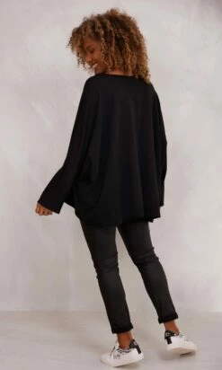 Sweat Fin Logan Noir Skull Strass -Vêtements Soldes 2024 facetune 15 11 2023 22 14 30