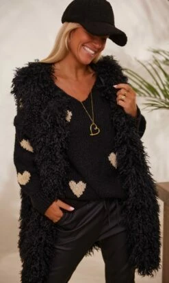 Pull Orso Noir Hearts Or 11 Pull Orso Noir Hearts Or -Vêtements Soldes 2024 facetune 15 12 2023 16 36 15