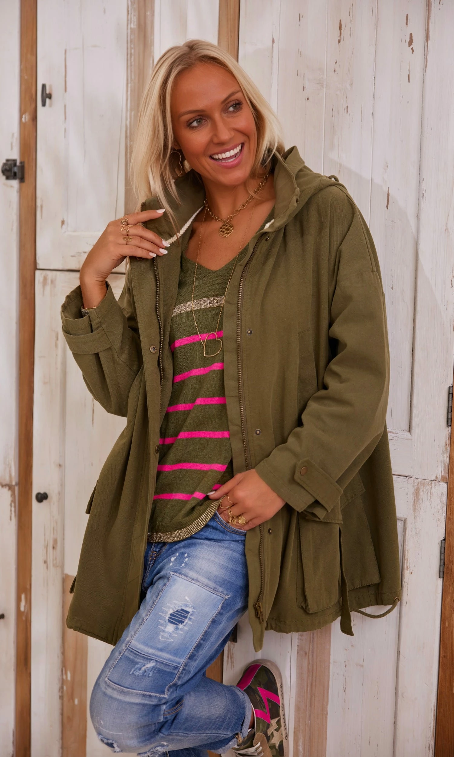 Pull Orson Kaki Rayure Rose Fuchsia & Or 4 Pull Orson Kaki Rayure Rose Fuchsia & Or – Image 2