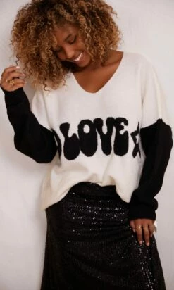 Jupe Lucinda Sequins Noir -Vêtements Soldes 2024 facetune 16 11 2023 09 43 06