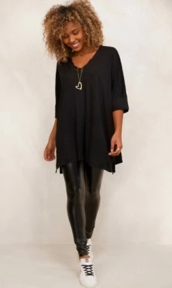 T-Shirt Jordan Oversize Lin Noir -Vêtements Soldes 2024 facetune 16 11 2023 20 19 17