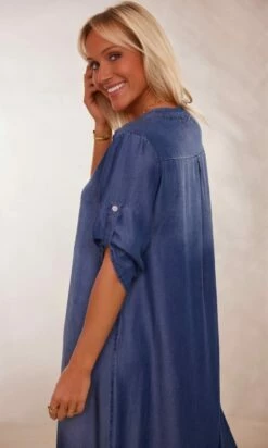 Robe Adriana Jean's Brut -Vêtements Soldes 2024 facetune 17 01 2024 15 10 24