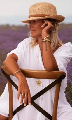 Petite Robe Chemise Sherine Oversize Blanc -Vêtements Soldes 2024 facetune 17 07 2023 10 39 05