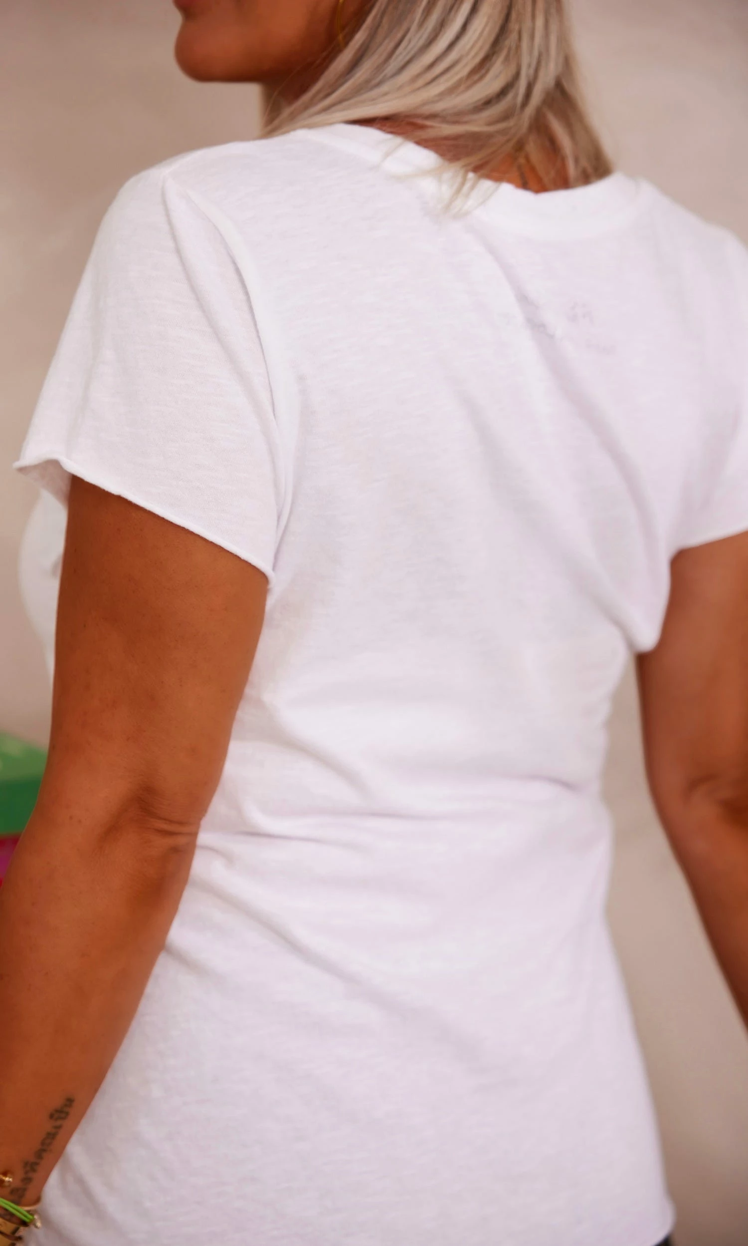 T-Shirt Magda Blanc Love Noir 8 T-Shirt Magda Blanc Love Noir – Image 6