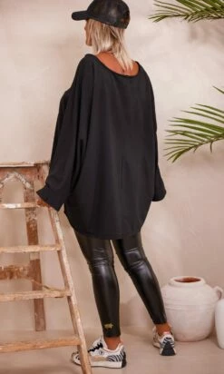 Sweat Fin Logan Noir Skull Or -Vêtements Soldes 2024 facetune 17 08 2023 15 27 28