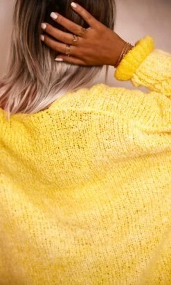 Pull Zack Oversize Jaune -Vêtements Soldes 2024 facetune 17 08 2023 16 50 19