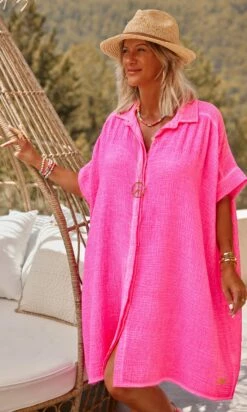 Petite Robe Chemise Sherine Oversize Rose Fluo -Vêtements Soldes 2024 facetune 18 07 2023 12 12 10