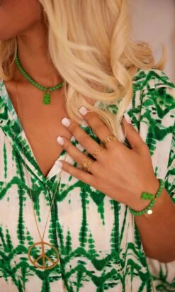 Petite Robe Chemise Sherine Oversize Vert Kasaï -Vêtements Soldes 2024 facetune 18 08 2023 12 19 02