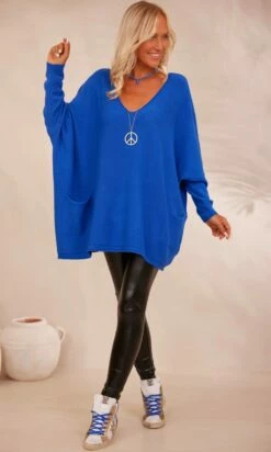 Pull Nestor Oversize Bleu Electrique -Vêtements Soldes 2024 facetune 18 09 2023 14 41 10