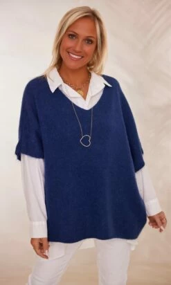 Pull Giuliano MC Oversize Bleu Marine -Vêtements Soldes 2024 facetune 19 01 2024 10 58 59