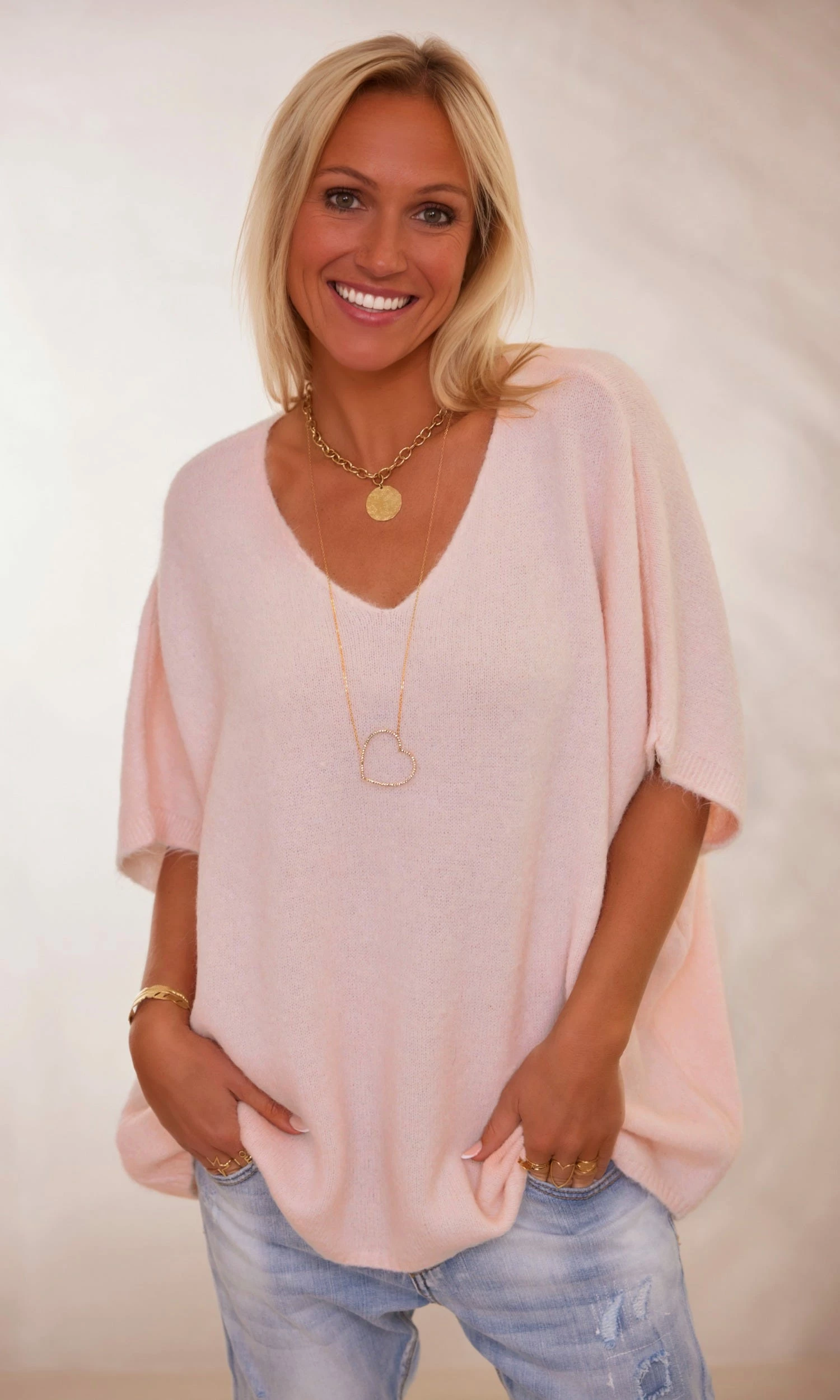 Pull Giuliano MC Oversize Rose Clair 9 Pull Giuliano MC Oversize Rose Clair – Image 7