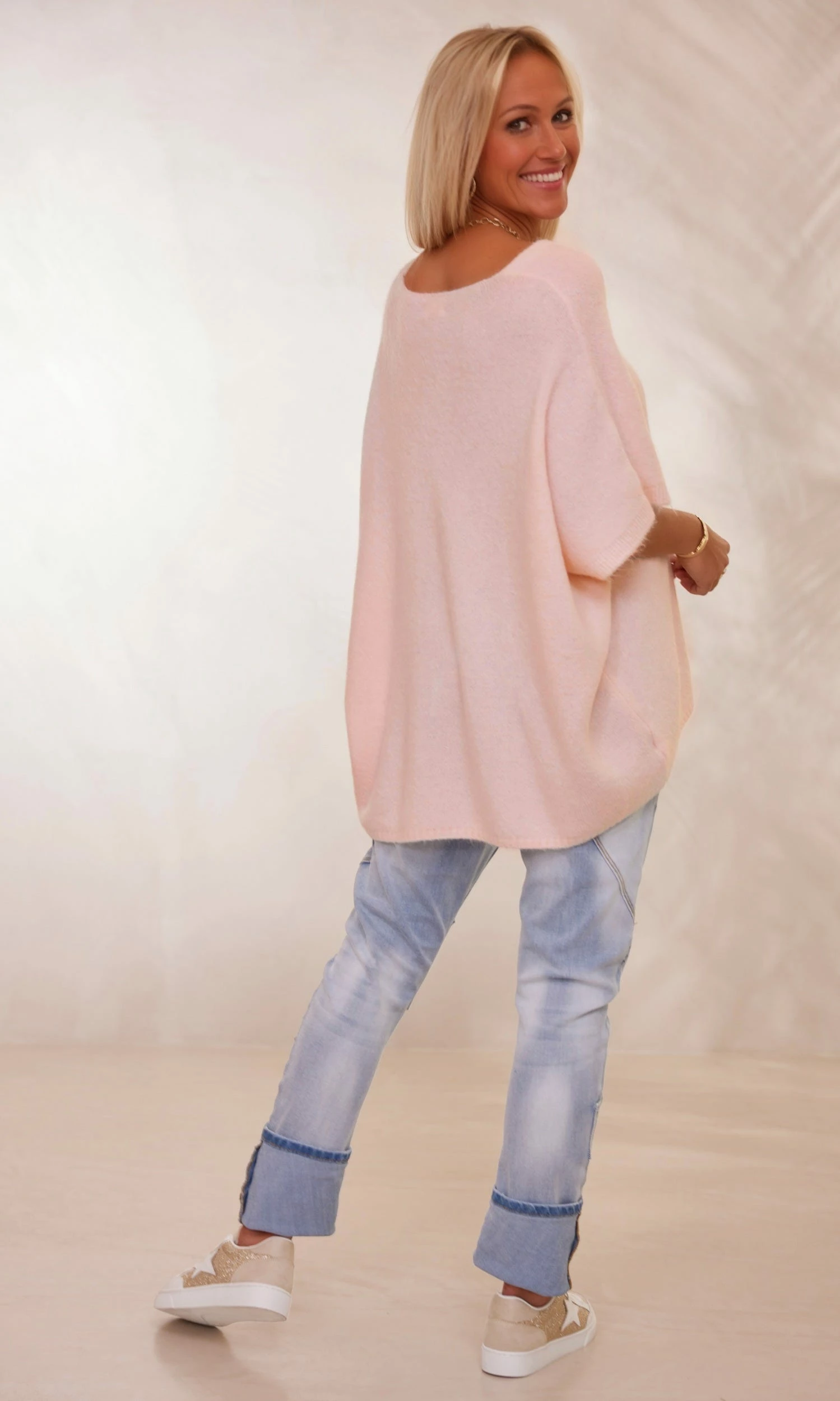 Pull Giuliano MC Oversize Rose Clair 5 Pull Giuliano MC Oversize Rose Clair – Image 3