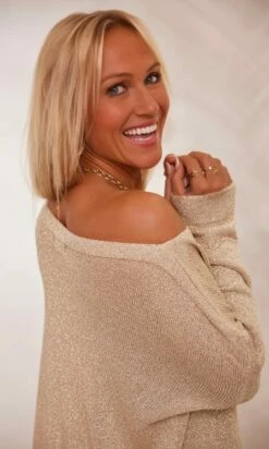 Pull Brent Doré -Vêtements Soldes 2024 facetune 19 01 2024 15 54 05