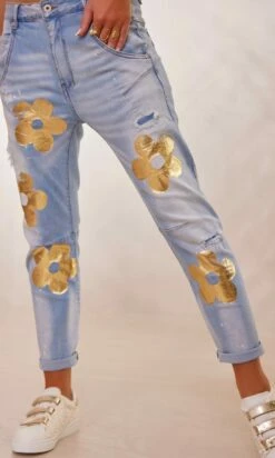 Jean's Alban Flowers Or -Vêtements Soldes 2024 facetune 19 01 2024 16 03 09