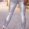 Pantalon Meryl Argent -Vêtements Soldes 2024 facetune 19 10 2023 16 08 45 1