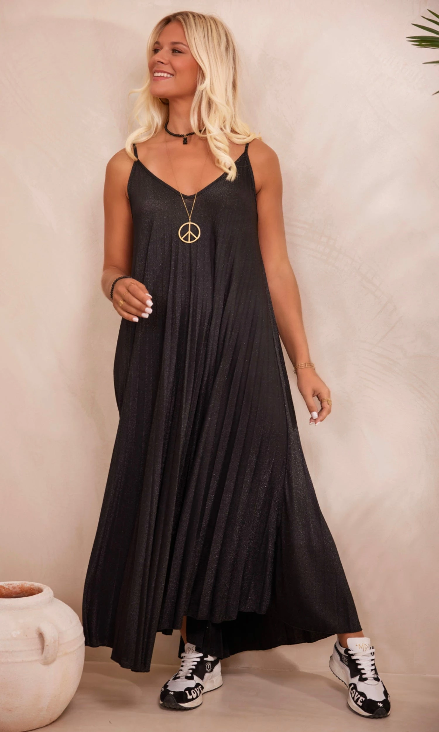 Robe Marlia Noir Irisé 4 Robe Marlia Noir Irisé – Image 2