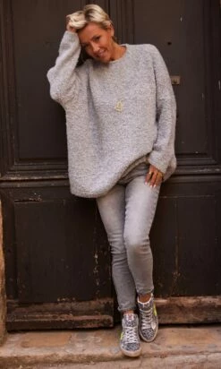 Pull Raphaël Oversize Gris -Vêtements Soldes 2024 facetune 20 10 2023 12 26 21