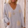 Pull Arsène Oversize Gris Clair Flowers Or -Vêtements Soldes 2024 facetune 21 02 2024 16 03 16