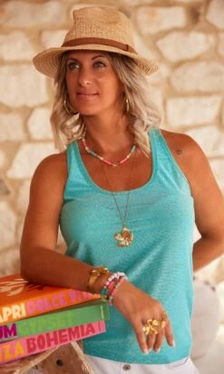 Débardeur Ludo Vert Turquoise Irisé -Vêtements Soldes 2024 facetune 21 07 2023 09 35 01