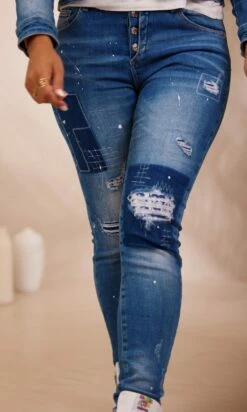 Jean's Kaïs Denim -Vêtements Soldes 2024 facetune 21 08 2023 15 22 56