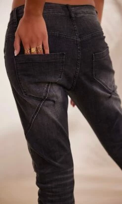 Jean's Ozzy Used Noir -Vêtements Soldes 2024 facetune 22 01 2024 12 18 54