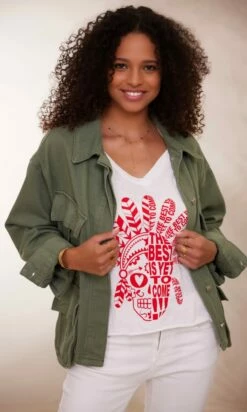 T-Shirt Magda Blanc The Best Skull Rouge -Vêtements Soldes 2024 facetune 22 01 2024 15 07 26