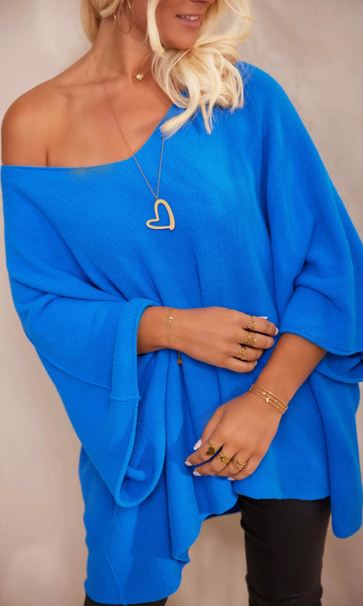 Pull Léon Oversize Bleu Electrique 4 Pull Léon Oversize Bleu Electrique – Image 2