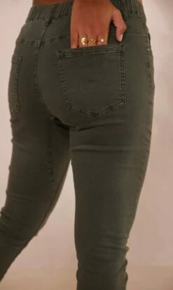 Pantalon Eddy Kaki 12 Pantalon Eddy Kaki -Vêtements Soldes 2024 facetune 22 10 2023 16 34 06