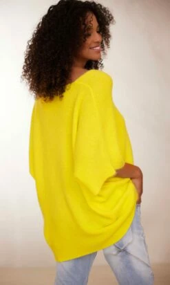 Pull Giuliano MC Oversize Jaune -Vêtements Soldes 2024 facetune 23 01 2024 09 30 01