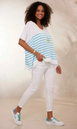 Pull Yann MC Oversize Blanc Marinière Vert Turquoise -Vêtements Soldes 2024 facetune 23 01 2024 12 11 33