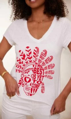 T-Shirt Magda Blanc The Best Skull Rouge -Vêtements Soldes 2024 facetune 23 01 2024 12 46 39 1