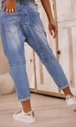 Jean's Brian Denim Golden Flowers -Vêtements Soldes 2024 facetune 23 02 2024 22 23 13