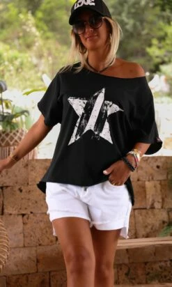 T-Shirt Solene Oversize Noir Star Blanc -Vêtements Soldes 2024 facetune 23 06 2023 10 47 18