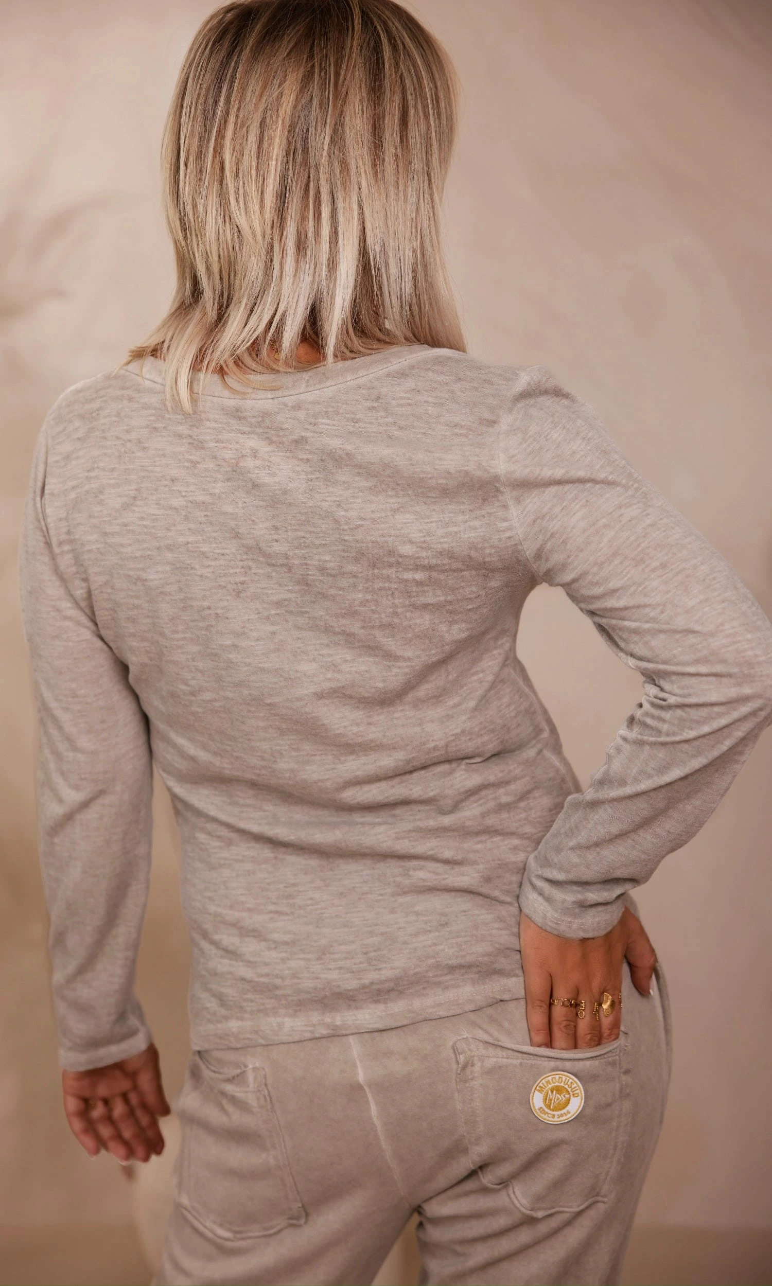 T-Shirt Magda ML Taupe Heart Joy Orange Fluo 9 T-Shirt Magda ML Taupe Heart Joy Orange Fluo – Image 7