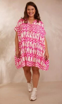 Petite Robe Chemise Sherine Oversize Rose Kasaï -Vêtements Soldes 2024 facetune 24 08 2023 12 55 30