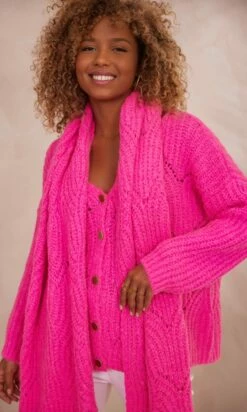 Gilet Nell Rose Fluo -Vêtements Soldes 2024 facetune 24 10 2023 09 30 05