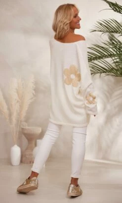 Pull Rayco Oversize Blanc Cassé Flowers Or -Vêtements Soldes 2024 facetune 24 11 2023 12 55 36