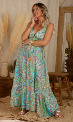 Robe Aure Vert Turquoise Cachemire Flower -Vêtements Soldes 2024 facetune 25 03 2023 21 23 05