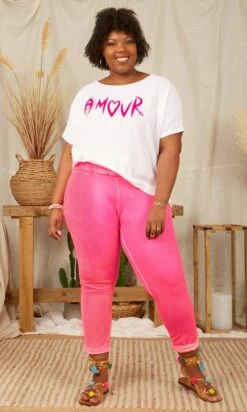 T-Shirt Solene Oversize Blanc Amour Rose Fluo -Vêtements Soldes 2024 facetune 25 04 2023 12 49 38