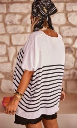 Pull Yann MC Oversize Blanc Marinière Noir -Vêtements Soldes 2024 facetune 25 07 2023 11 47 38