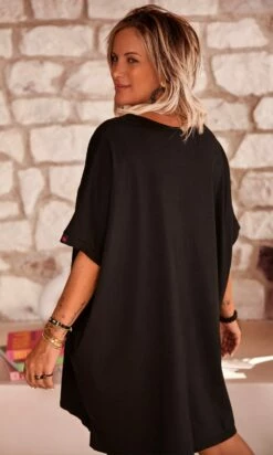 T-Shirt Iloé Oversize Noir Lucky Eye -Vêtements Soldes 2024 facetune 25 07 2023 15 31 47