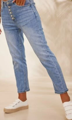 Jean's Boyfriend Tarek Used Denim -Vêtements Soldes 2024 facetune 26 01 2024 16 25 54