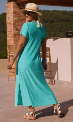Robe Magda Vert Turquoise Irisé 11 Robe Magda Vert Turquoise Irisé -Vêtements Soldes 2024 facetune 26 06 2023 16 44 35